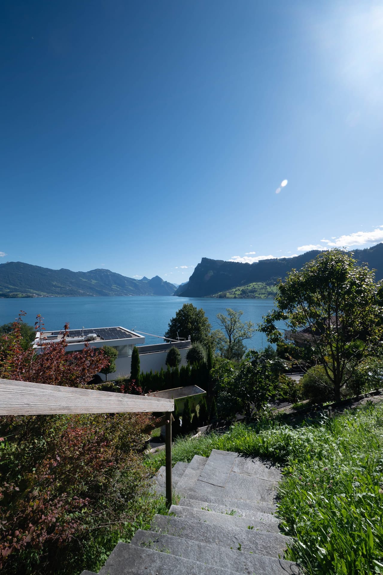 Aussenaufnahme einer Immobilie am Vierwaldstättersee